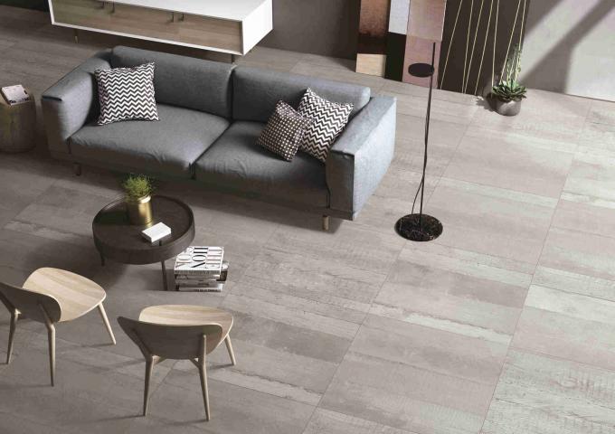 Color claro de madera blanco del piso de la mezcla del cemento de las